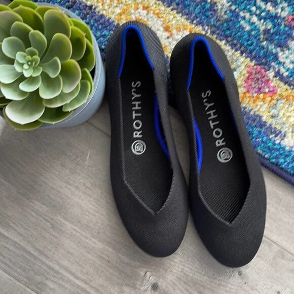 Rothy’s round toe size 7 black womans flat shoes - Picture 2 of 12